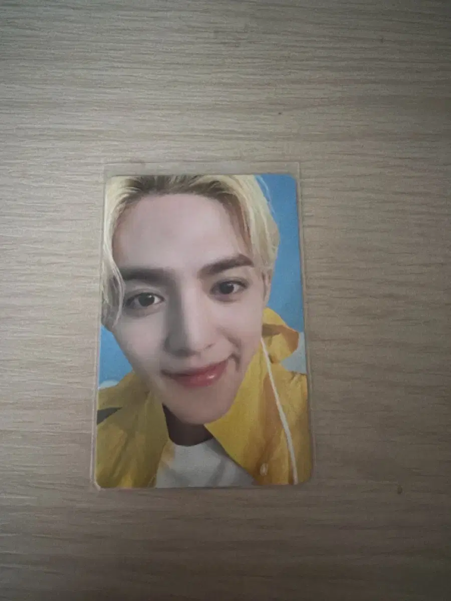 https://media.bunjang.co.kr/product/418714059_1_1783506470_w{res}.jpg